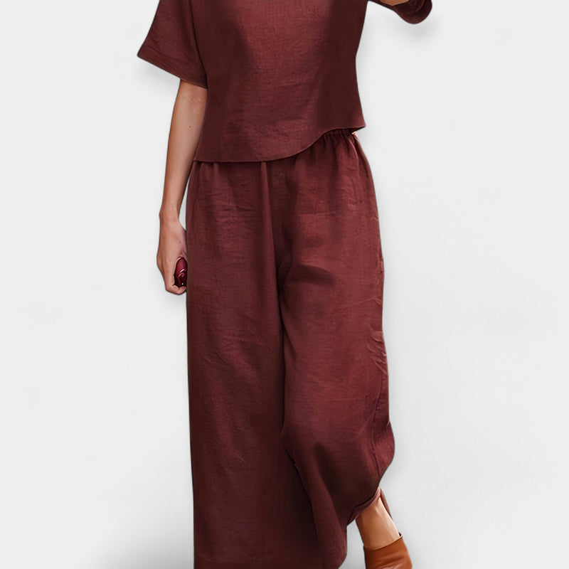 Αέρινο Σετ Παντελονιού με Κοντομάνικη