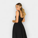 Μίντι Φόρεμα Με Αέρινη Γραμμή